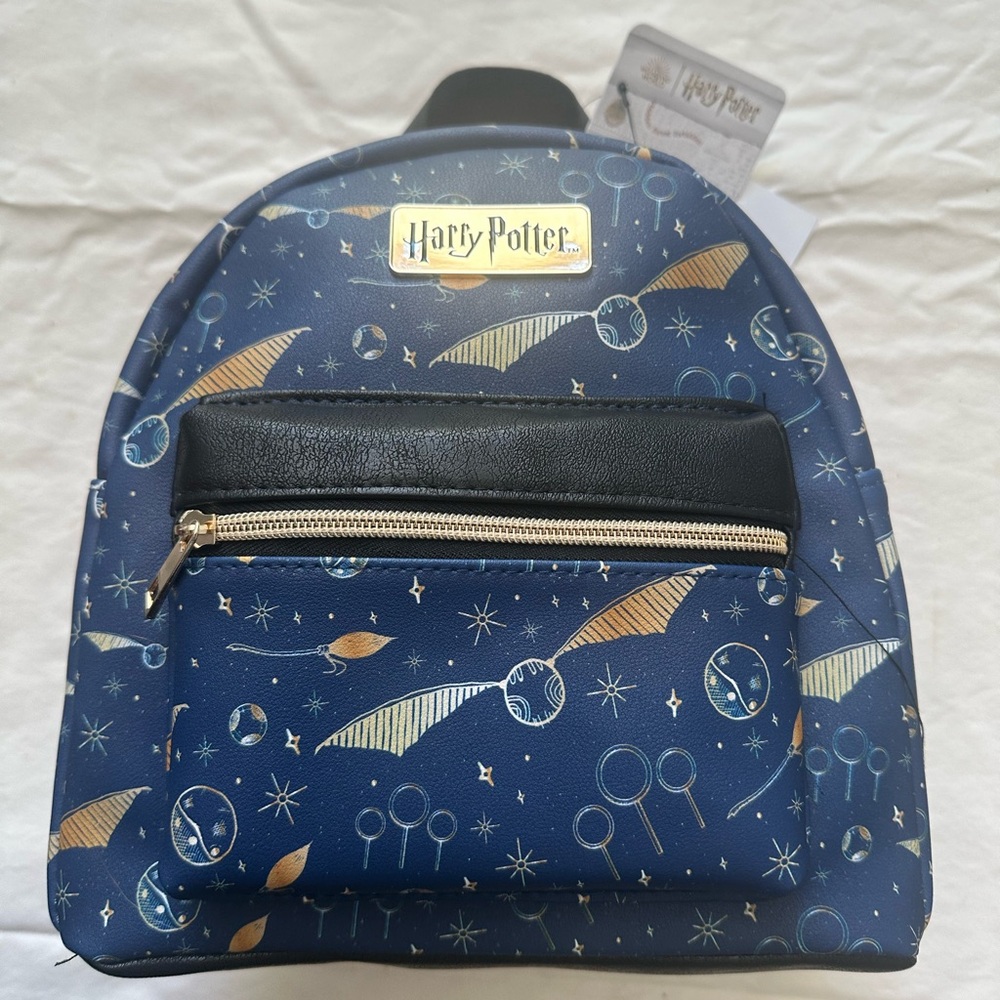 Warner Bros. Blue Kids Backpack Harry Potter wizarding world backpack.